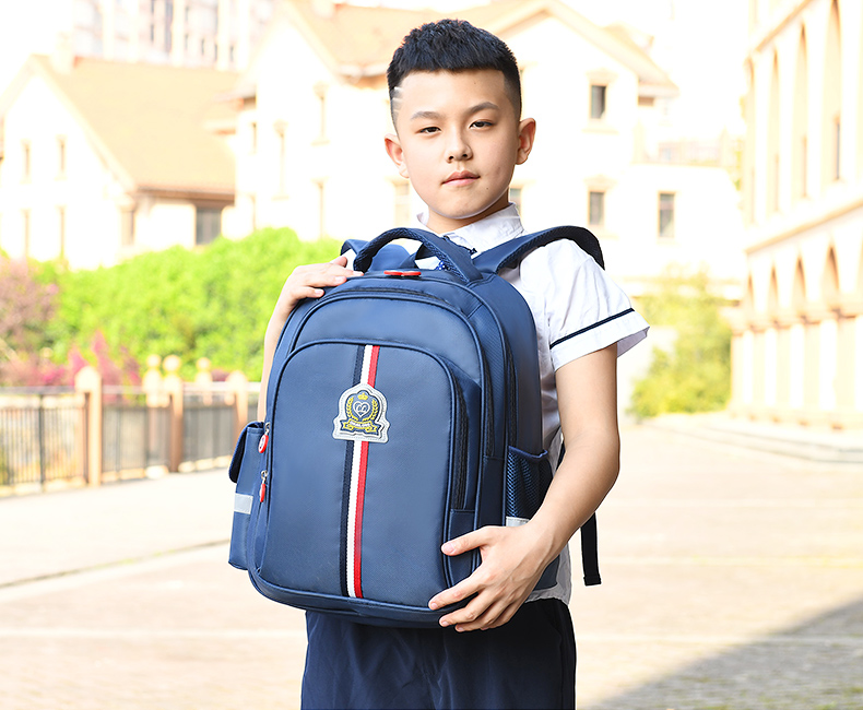 醇龙新款小学生儿童双肩包 儿童透气减负书包小学 小学生书包定制logo醇龙箱包--专业生产箱包18年